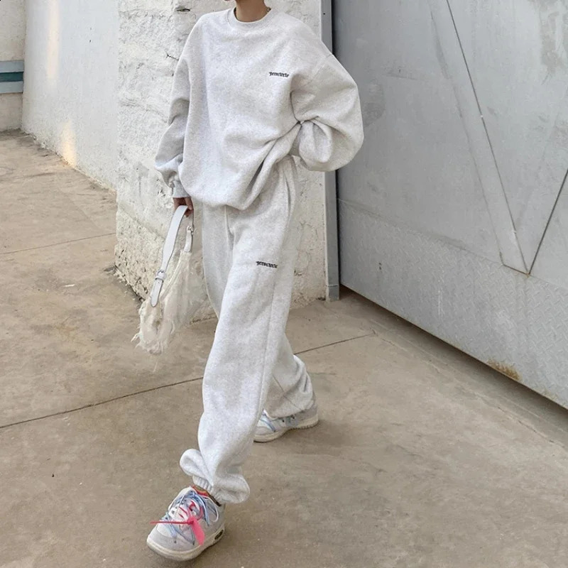 Ensembles de deux pièces coréennes 2023 femmes Sweatshirts à manches pleines solides, tops décontractés en vrac Lace Up Silt Long Pants Set Autom