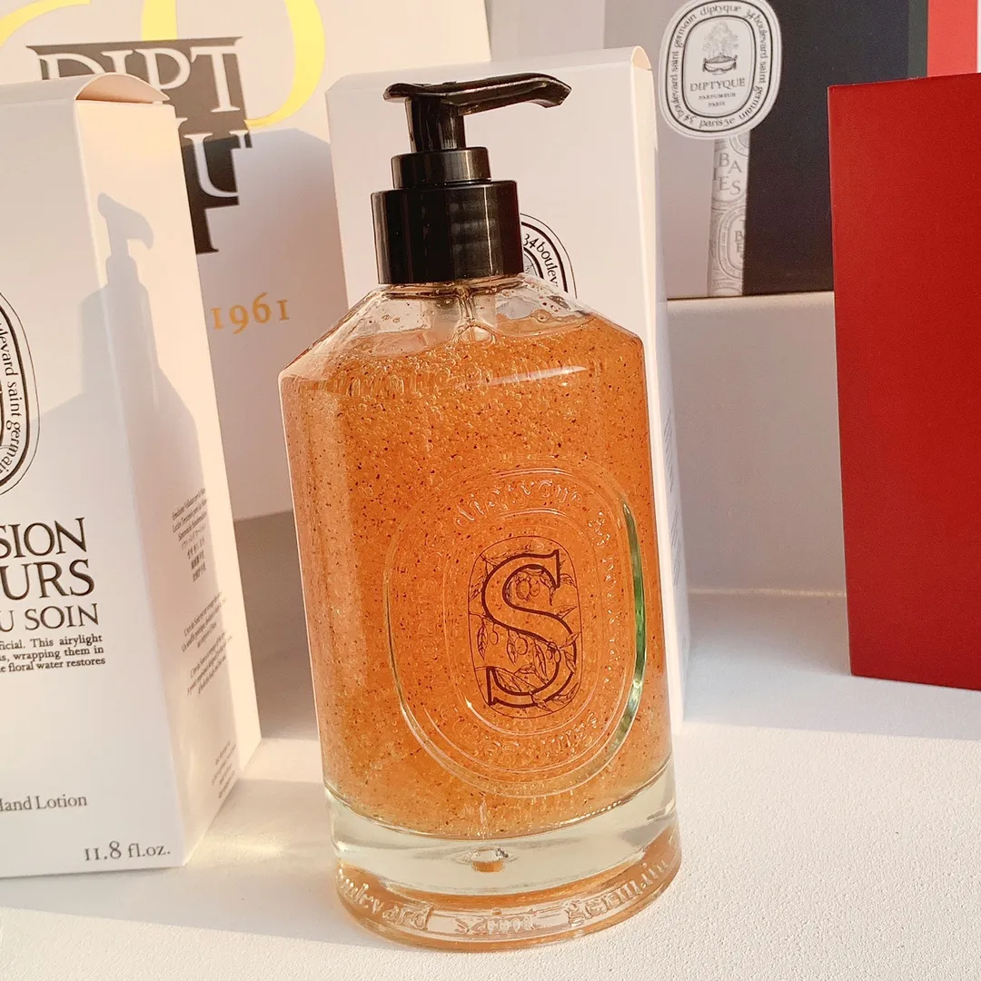 SOLUTION LAVANTE EXFOLIANTE Exfoliating Hand Wash 350ml Perfect for You Velet Hand Lotion Gel Nettoyant Pour Les Mains Hand Sanitizer Liquid Soap-image-1016539775