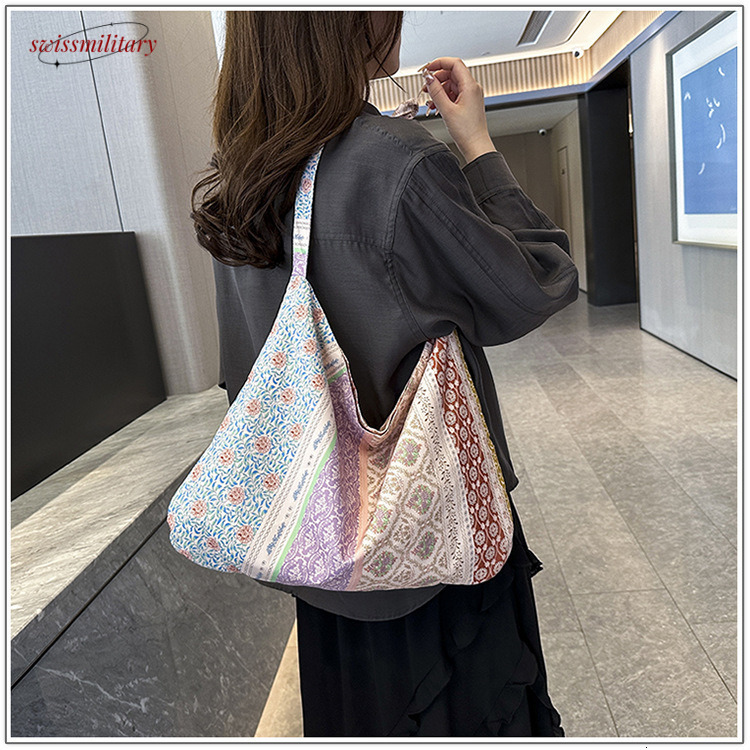 Été suissemitaire Nouveau sac d'épaule polyvalent de la toile florale française pour femmes, petit sac fourre-tout frais de style coréen # 16