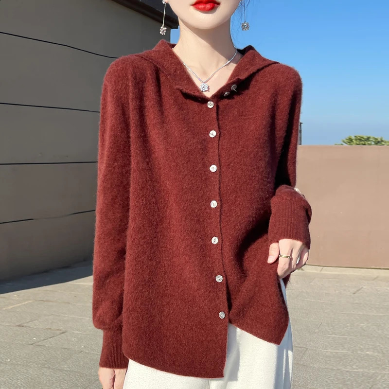womens hooded cardigan in autumn and winter 100% merino sweater O-neck solid color leisure cashmere knitted jacket 240903