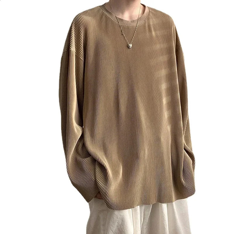 Fashion d'automne printemps y2k harajuku t-shirts coréens homme manches longues streetwear couleur solide chic de vêtements masculins décontracté
