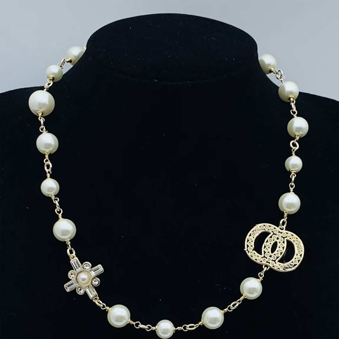 Colliers de luxe de mode pour femmes, plaqué or 18 carats, pendentif en cristal argenté, bijoux de fête de mariage