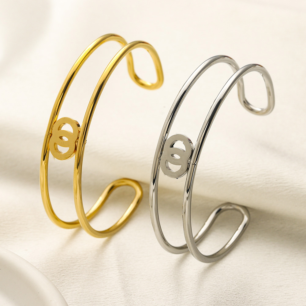 Designer Bracles bracelet Round Lettre de luxe Bracelets Bracelets Femmes Crystal Jewelry Gold Silver plaqué en acier inoxydable Cuff