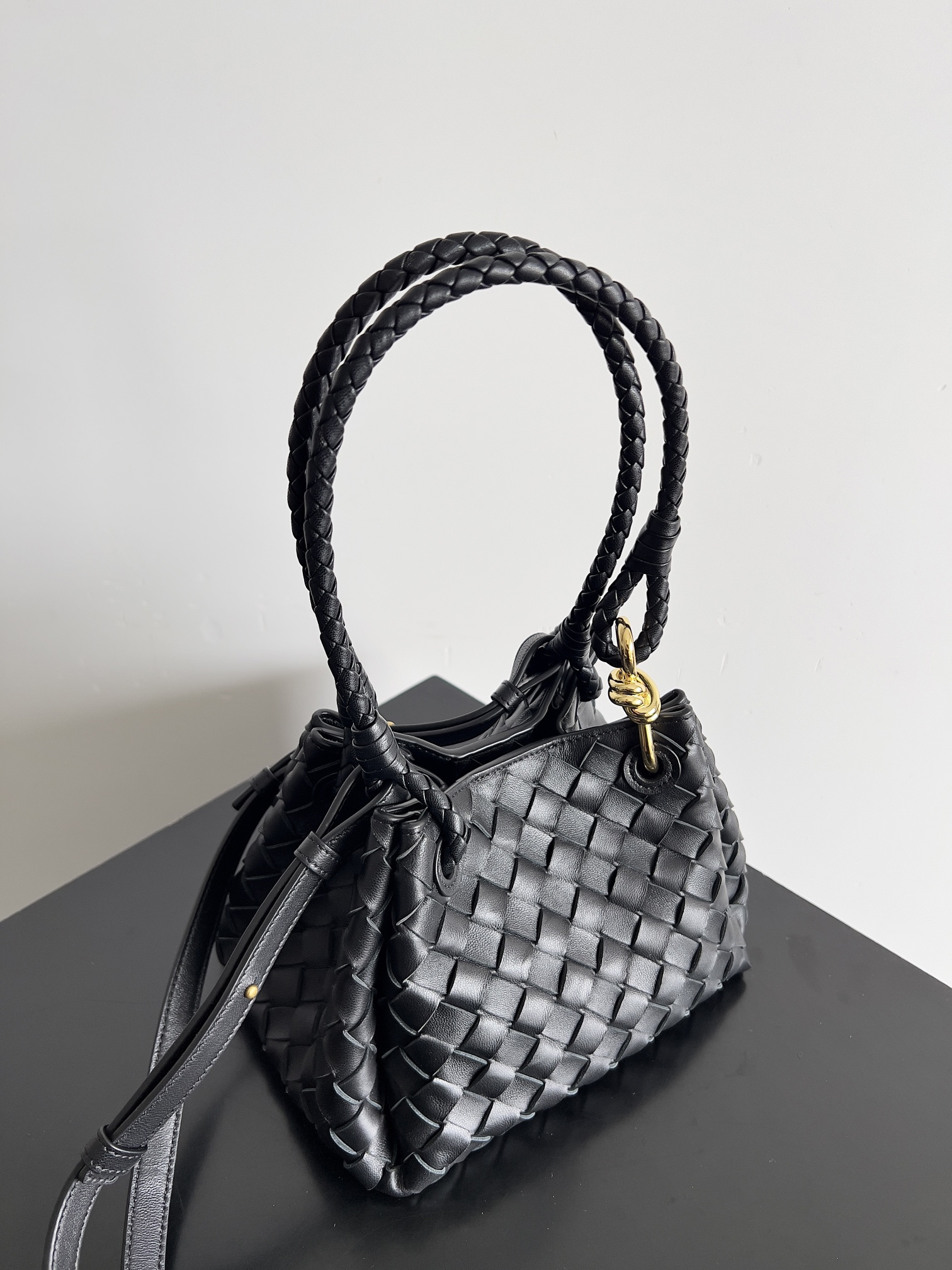 10A1.1 Luxury Designer Shoulder Bag Women's Crossbody Bag Weaving Pattern High quality Women's Genuine Leather Handbag Fashion Metal Bu