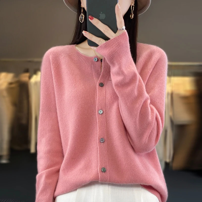 Femmes 100% Pull en laine mérinos collier rond Couleur solide cardigan tricot d'automne hiver décontracté veste douce à fond slim 240903