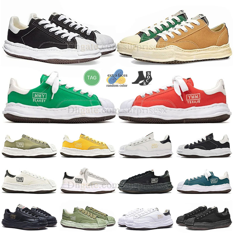 Luxury Outdoor Casual Chaussures pour hommes pour femmes baskets de créateurs noirs blancs bleu bleu yellolw rose canevas sneaker 2024 New Dhgate