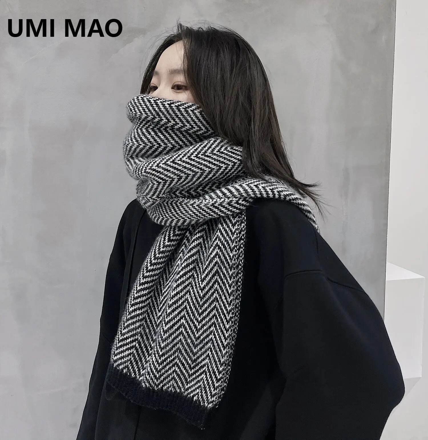 UMI MAO niche soft rubber imitates cashmere autumn and winter thick herringbone pattern scarf version warm shawl 240906