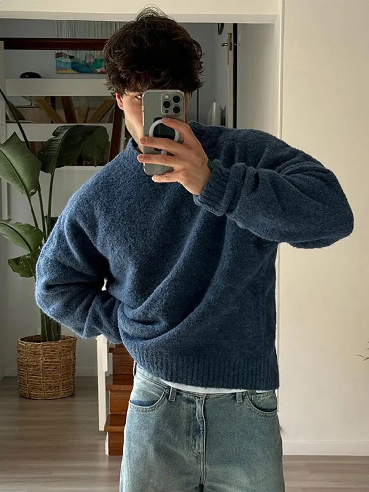 Casual solid wool turtle neck sweater for men fashionable long sleeved loose knit pull-out autumn thick warm knit jumper 240906