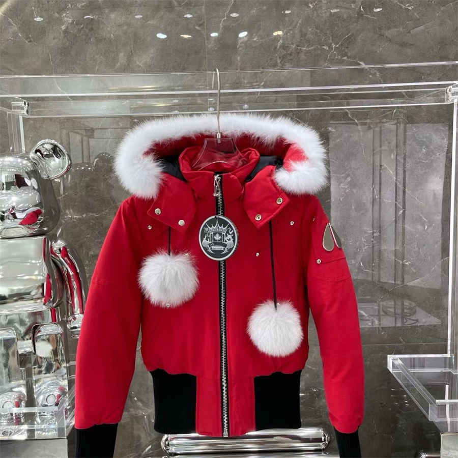 Woman Down Jackets Puffer Designer Short Coats Budge Hooded Bright Fashion Casual New Winter Coat Knuckler Jacket 455