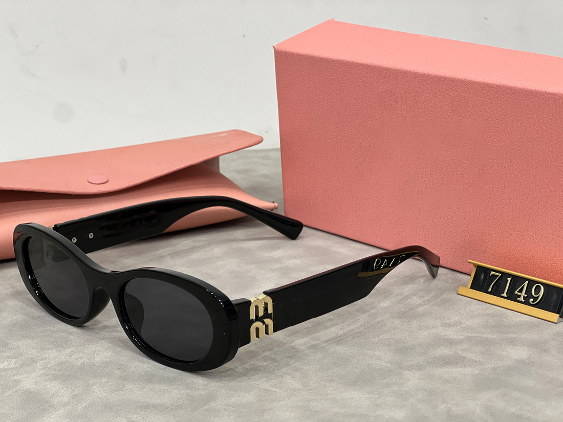 Cadre OVAL WEMPS M Fashion Sungass Sunglasses Sunglasses Lunes Designer Anti-Radiation 2024 Nouveau style UV400 LES LENSES POLALISÉS MENS