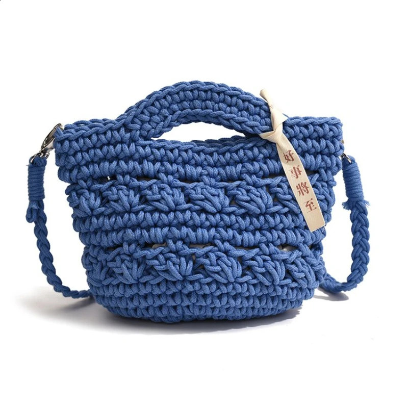 Selling Cotton Fabric Hollow Soft Womens Handbag 2024 Youth Casual Trend Versatile Crossbody Bag Woven Solid Color 240906Z
