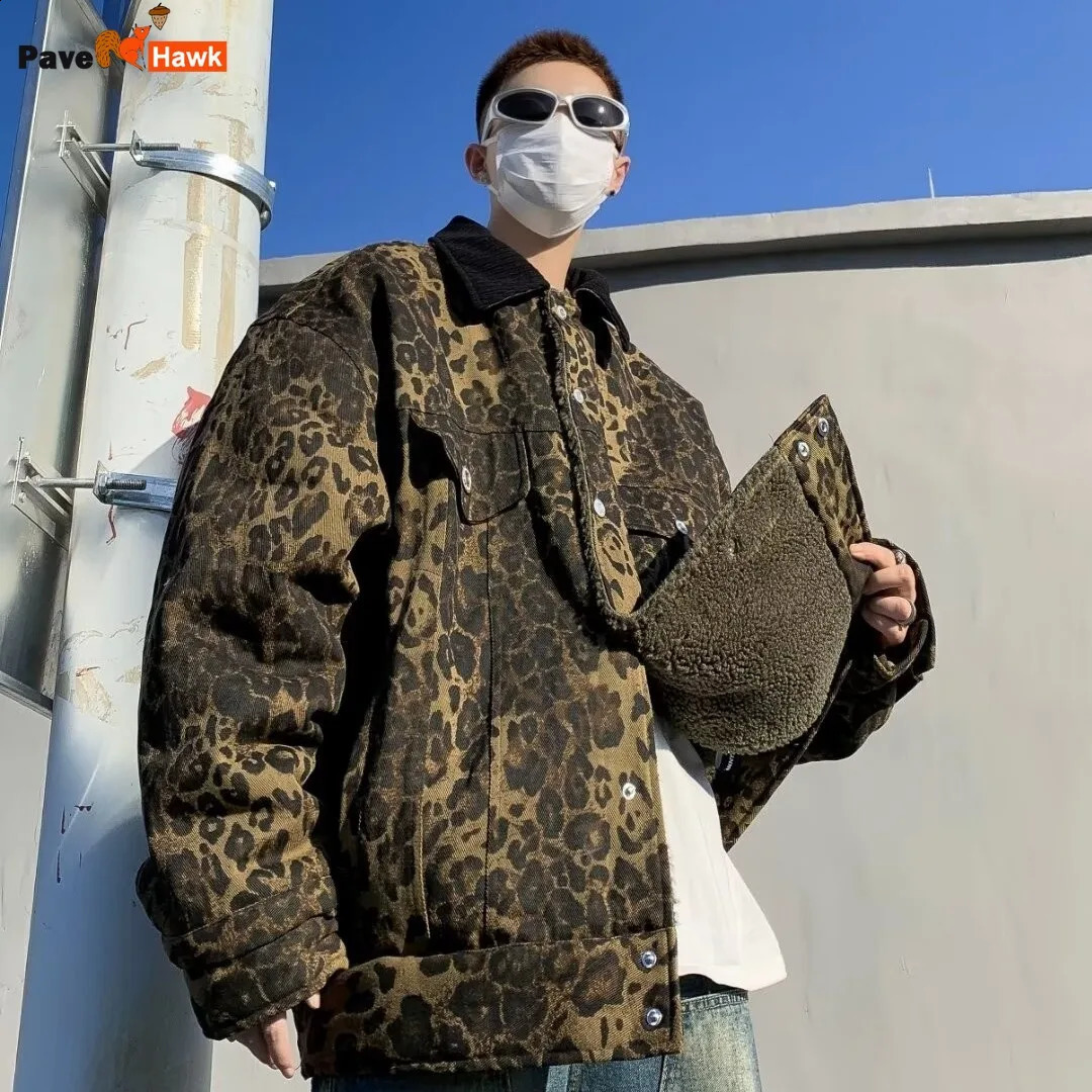 Leopard Padded Double sided Thick Jacket Mens Retro Winter Lambswool Warm American Loose Parkas Hip Hop 240902