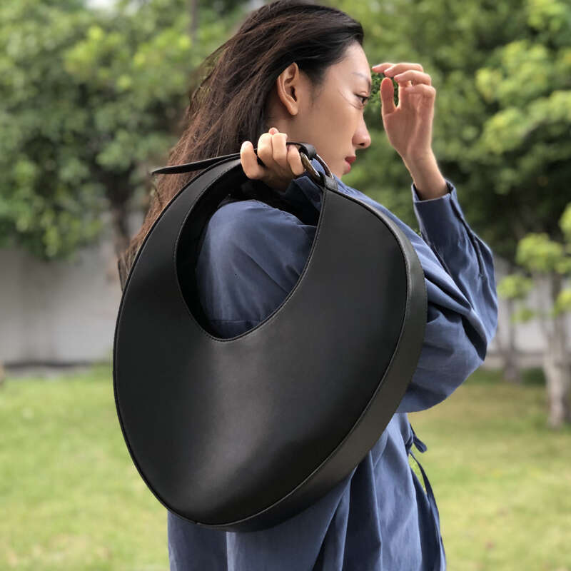 Tendance femmes sacs à main concepteur mince demi-lune sac et sac à main 2024 nouveau en matériau PU Vintage moyen sous les bras sacs à bandouliè