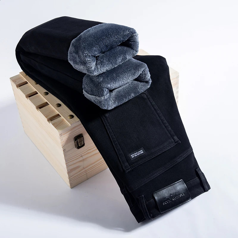 Winter warm denim casual wool jeans mens elastic slim fit elastic thick velvet pants black gray blue jeans 240909