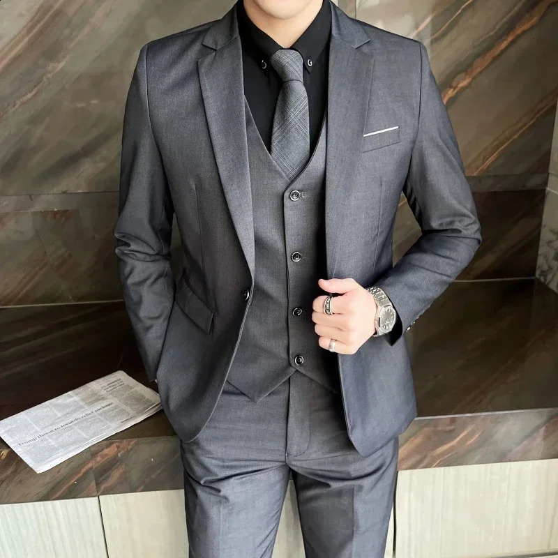 Boutique solid color mens casual office business set three piece and twopiece grooms wedding jacket vest 240902