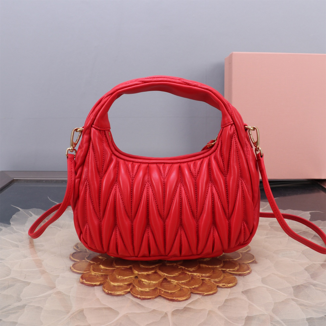 10A Mirrored Quality women bag Designer bag Wander Matelasse underarm hobo with shoulder strap cleo handbag Sheepskin Leather clutch tote With Box D