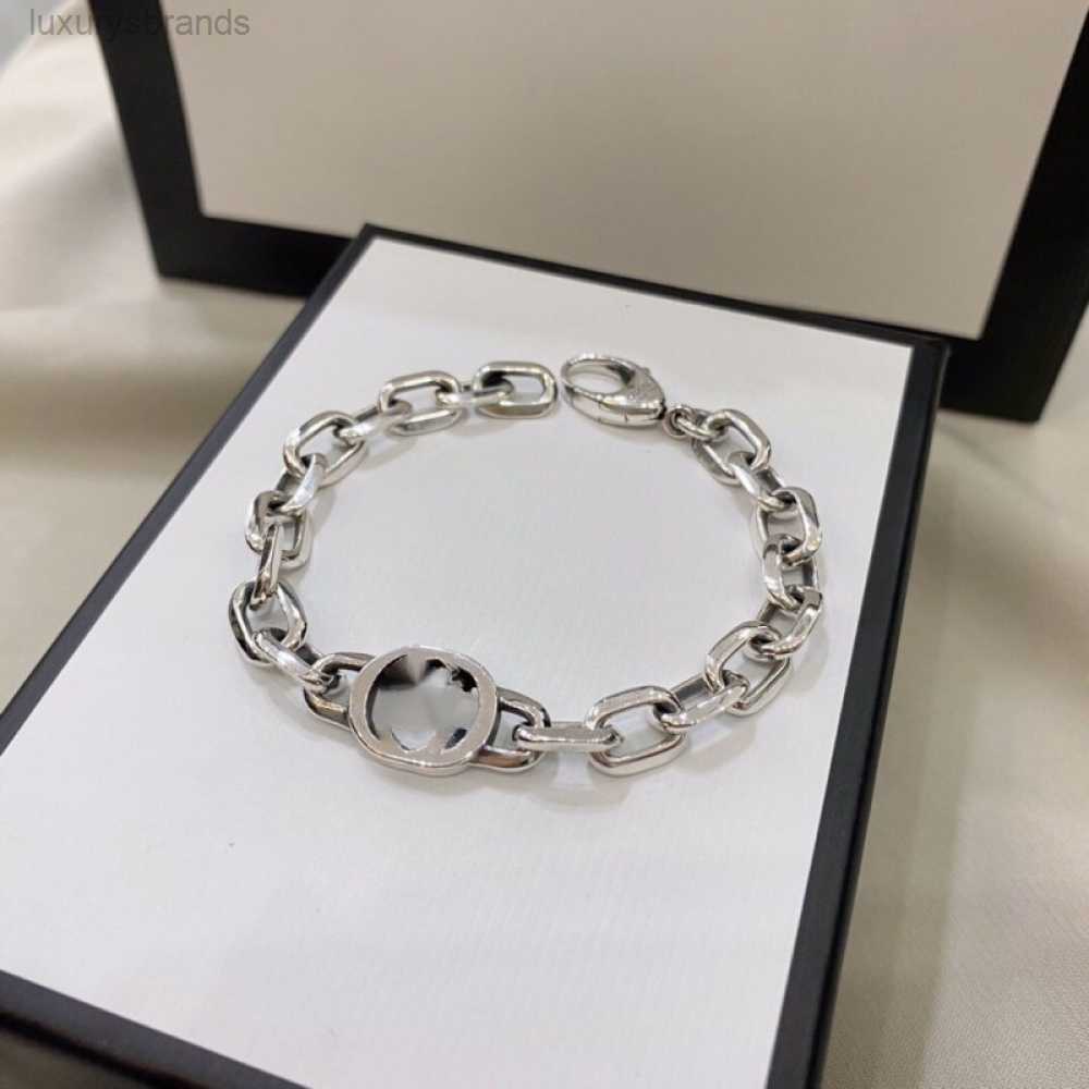 2025 Bracelets de luxe Top Designer pour femmes Titanium Steel Chain Bangles 18cm 20cm 22cm Men Bracelet Lettre charmes bijoux Fashion Hip Hop Th