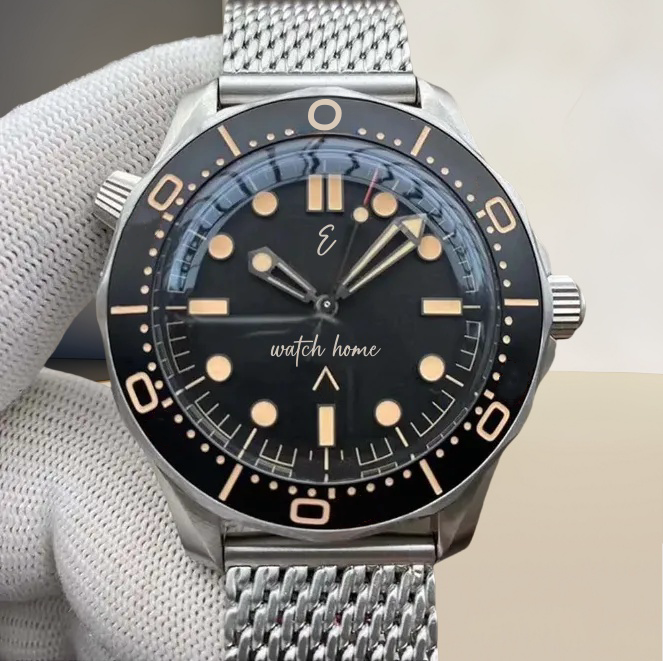 Luxury Mens Watches James Bond Commander 007 Dial Limited Edition Mens Sports Automatic Watch Designer Watches Wristwatch