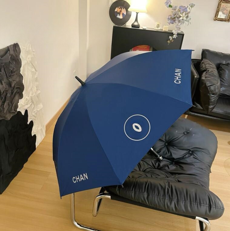 Designer c Letter Sunscreen Black Rubber Long Handle Comes with Bag Classic Fashion Sunshade Umbrella M260302-image-1096032962