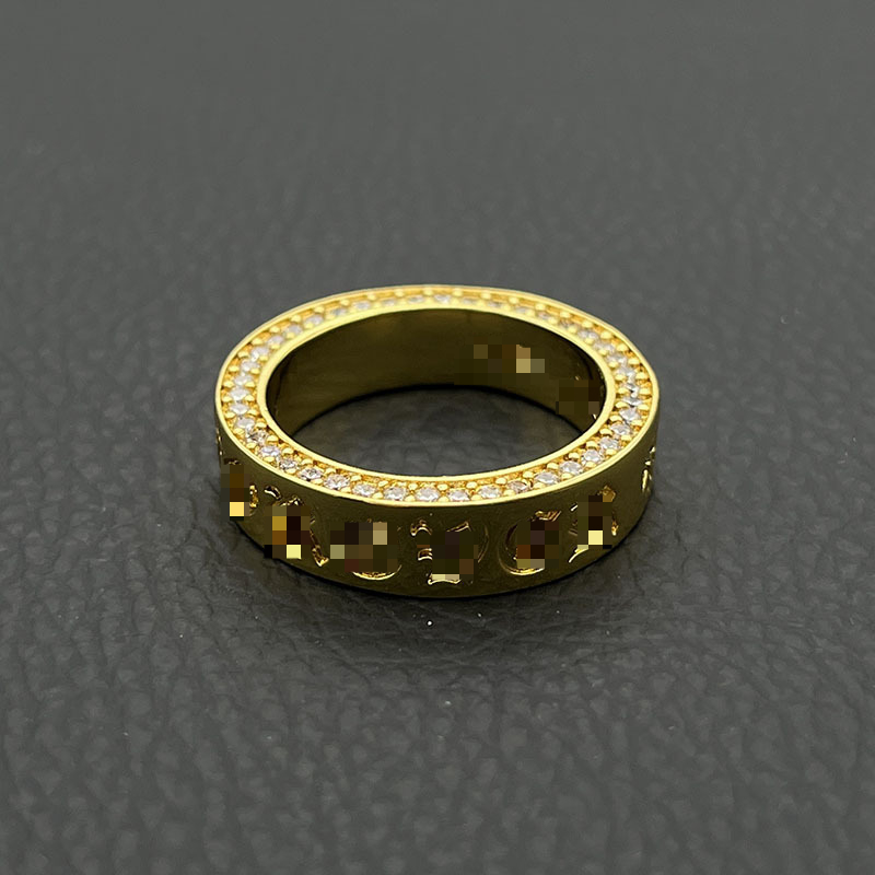 Designer Cluster Rings Gold Color Full Diamonds Eternal Heart Ring European and American Gothic Style Niche Ring Classic