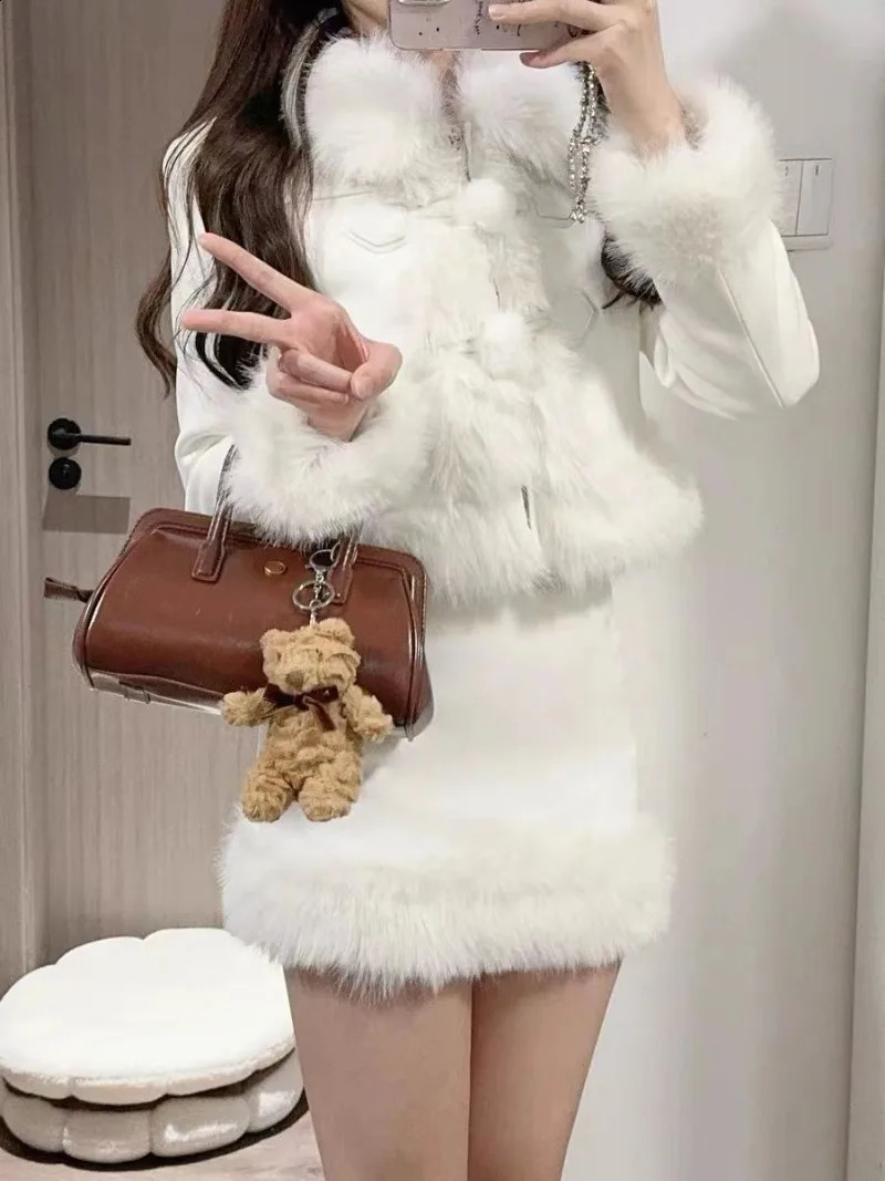 Warm plush patchwork jacket two-piece set womens fashionable suede leather soft rubber sweet gentle warm thick winter coat 240907