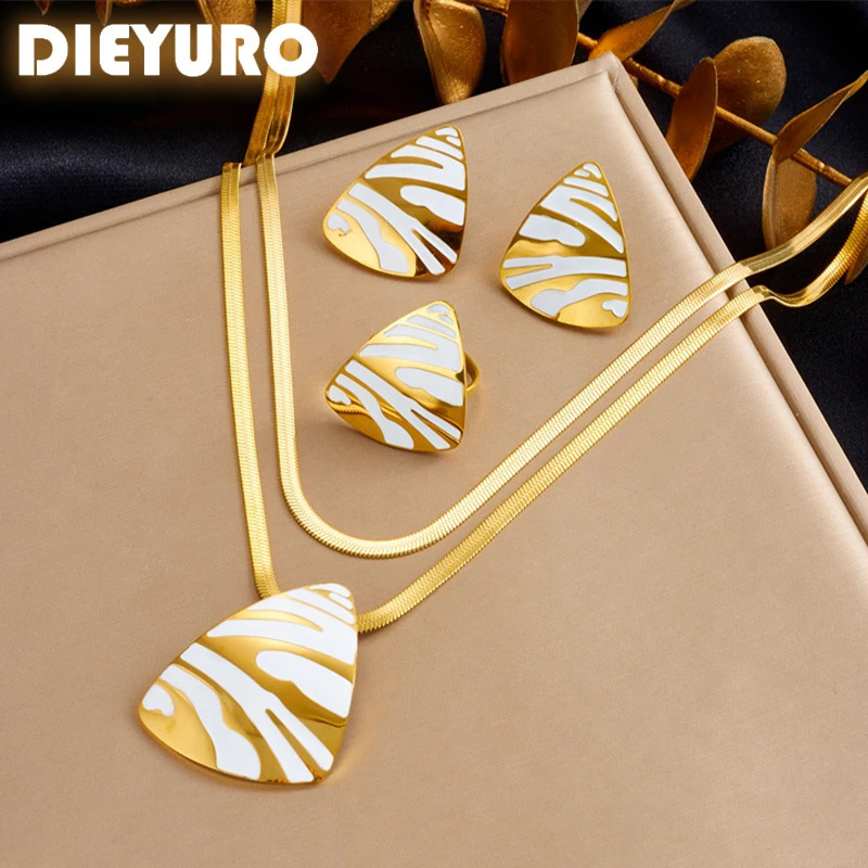 Dieyuro 316l en acier inoxydable Collier Tiger blanc Ensemble d'anneau de boucles pour femmes Gift Bijoux à la mode 240910