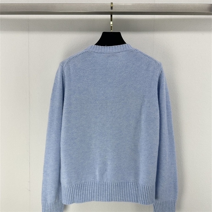 Autumn and Winter Womens Versatile Sweater Round Neck Fashionable Loose Comfortable Tops 240910