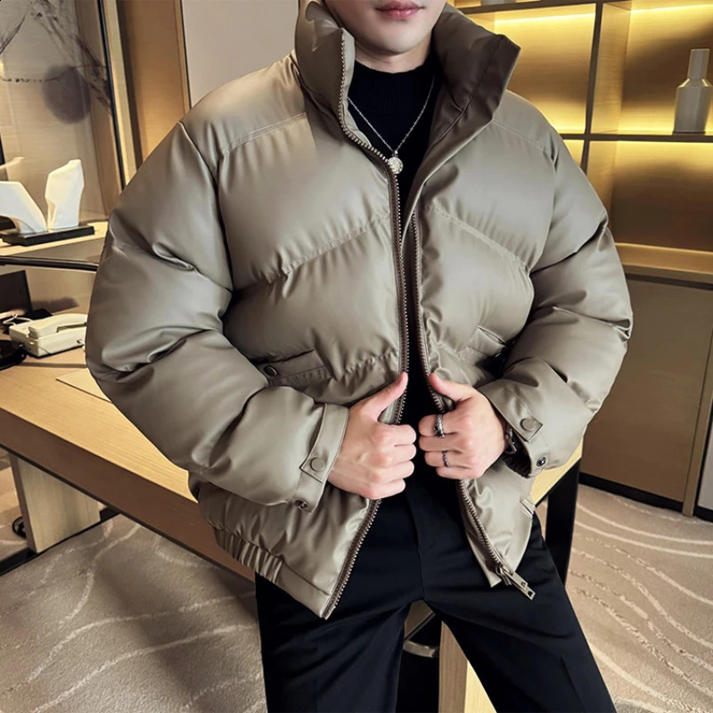Latest selling mens thick fluffy feel short windproof warm cotton padded jacket winter solid stand collar bread jacket mens 240907