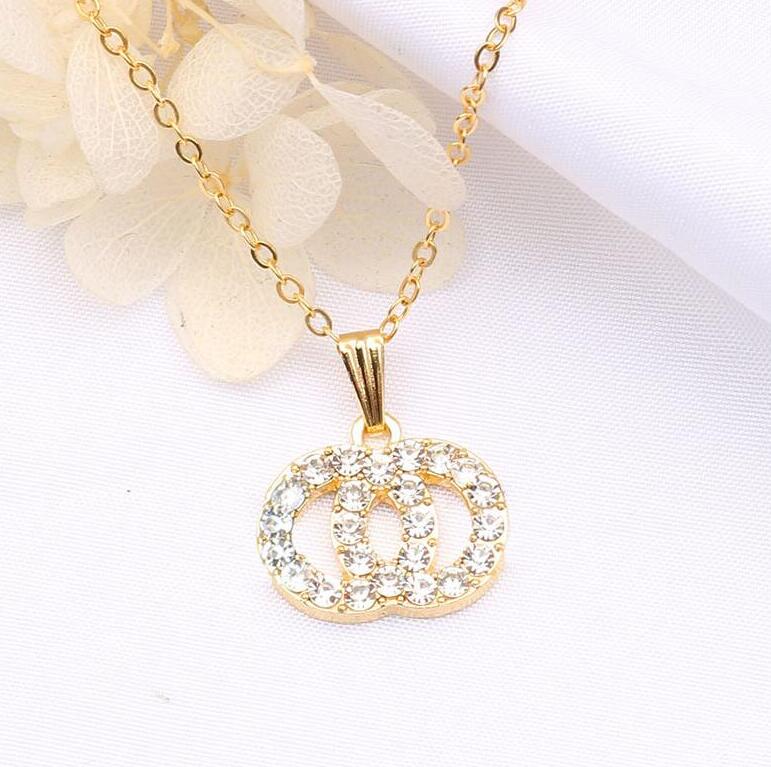 Vintage Designer 18K Gold Plated Curb Chain Pendant Necklaces Luxury Letter Geometric Pearl Flower Sweater Chains Mens Womens Choker Necklace Jew