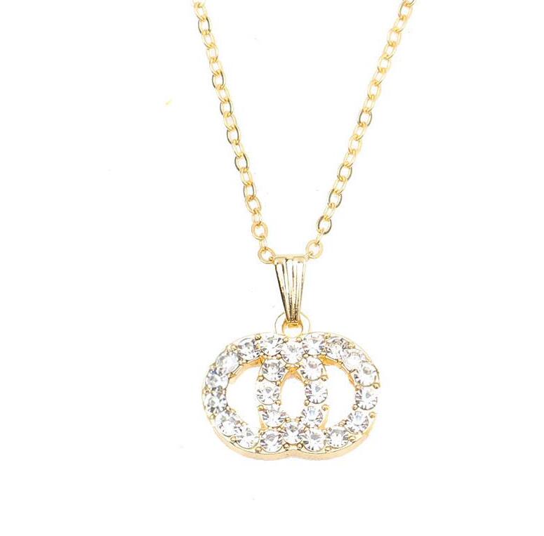 20Colors Lettre pendentifs Colliers Chaîne de luxe Designer Lettre de concepteur 18K Collier de pull en métal argenté en or pour femmes accessoir