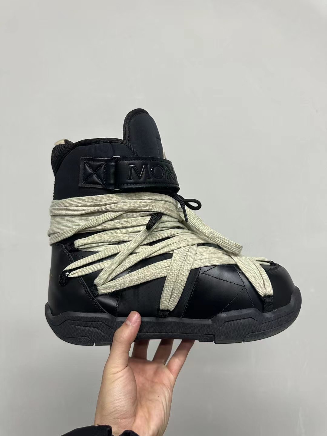 Bottes de neige de sangle folle hivernale