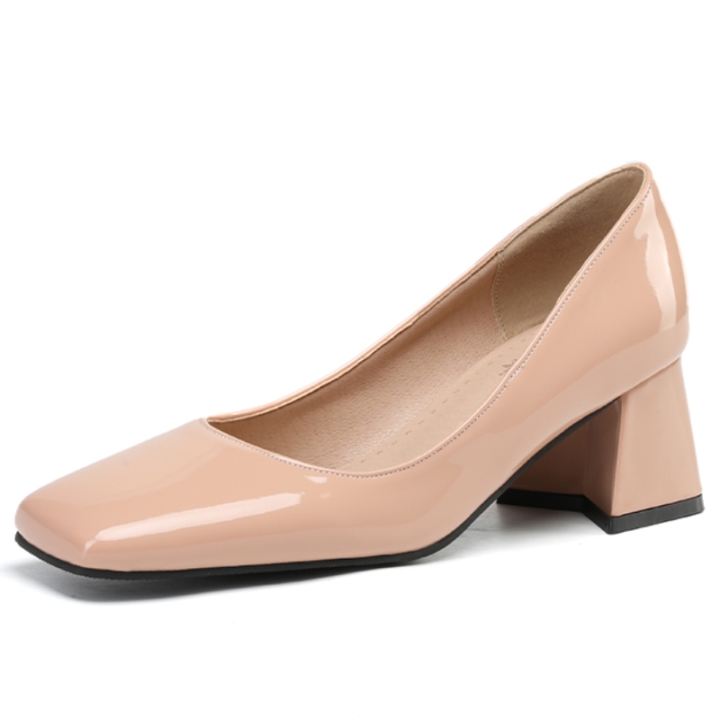 Moyens élégants talons femme mode nue noire 2024 Nouvelles tendances du bureau de fête des chaussures de mariage femelle pompes grandes taille 97