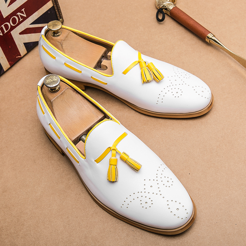 Créateur de mode en cuir en cuir Brogue Business Mens Robe Brand Mandis mocassins Mocasins Forme de mariage Chaussures pour hommes 4726