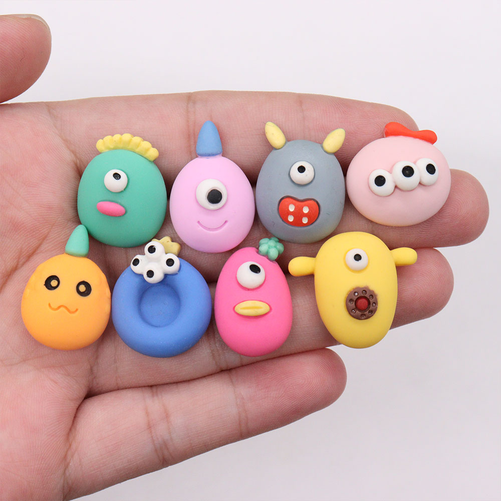 New Arrival 1-8Pcs Resin Monsters Eyes Boys Girls Shoes Buckle Charms Halloween Accessories DIY Holiday Gift