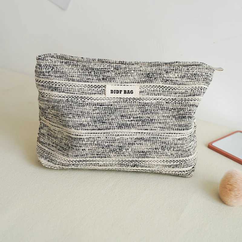 DJDF Large Capacity Womens Cosmetic Black White Sketch Line Canvas Skincare Organizer Portable Travel Toiletry Bag Z240914