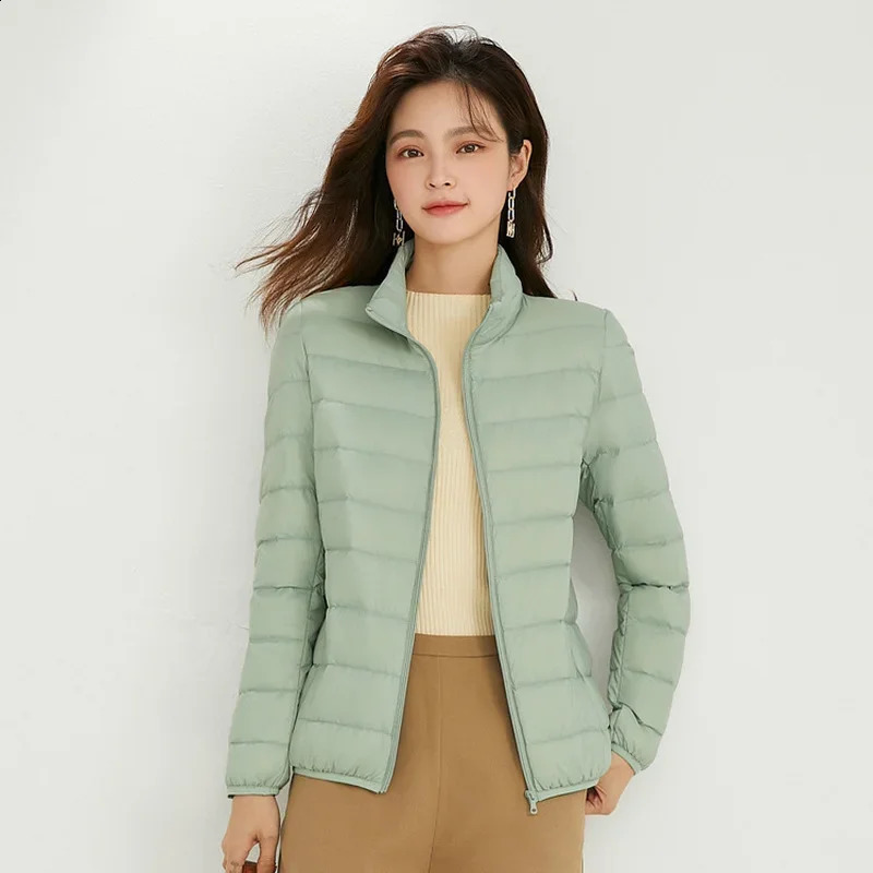 Women Spring Jackets 90% White Duck Down Fashion Slim Fit Ultra Lightweight Packable Puffer Jacket Brnad Coats 240914