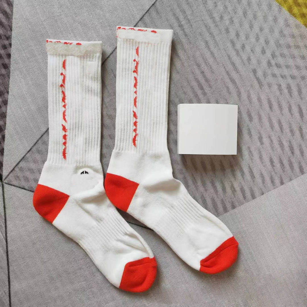 Chrome Premium Autumn Winter Warm Mens Designer 2 Pairs Socks Womens Cross Ch White Long Personalized Embroidery Sports Chromelys Socks Brand Sanskr
