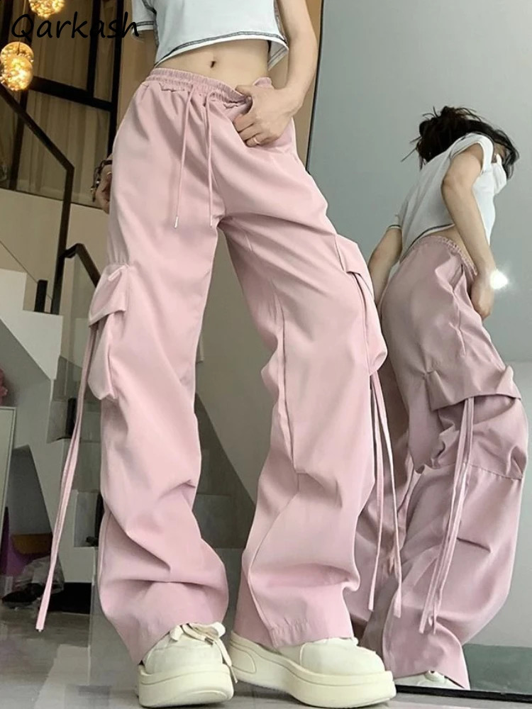 Pantalon de cargaisons baggy pour femmes Retro High Street Street Street Summer Cool Trantal minimaliste coréen Unisexe Full Match Daily 240914
