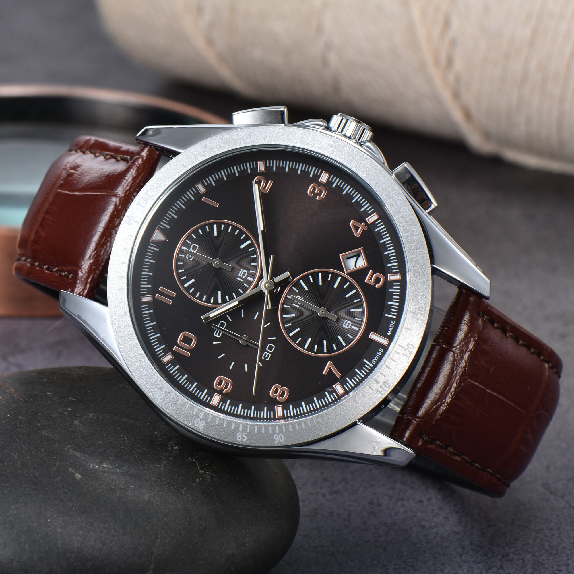 New high-quality high-end men's watch designer luxury fashion classic fashion business casual skin strap