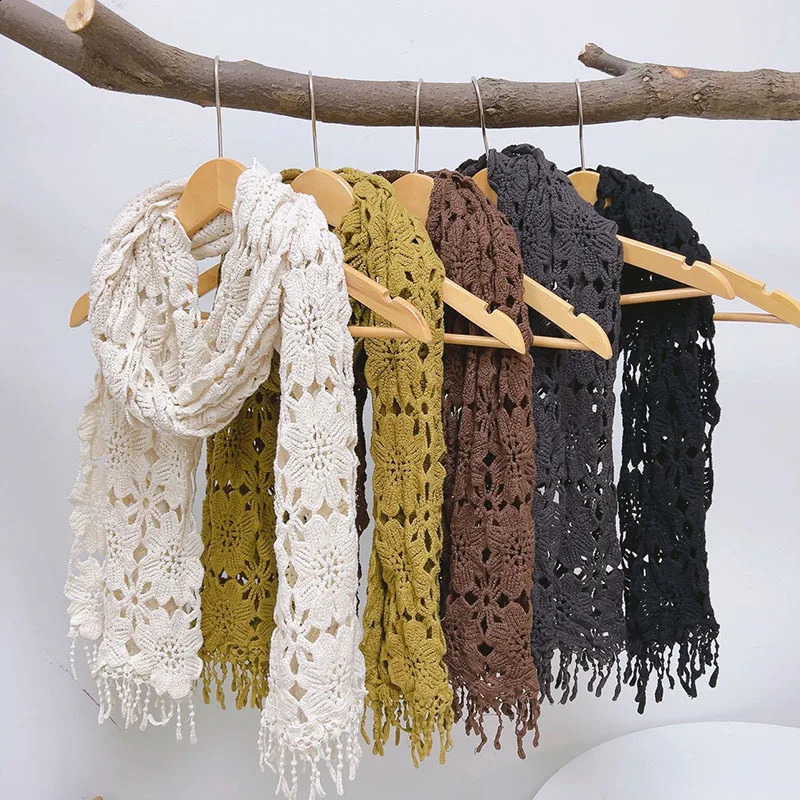 Soft and versatile lace crochet knitted scarf suitable for womens neck protection scarves in spring and autumn 240919
