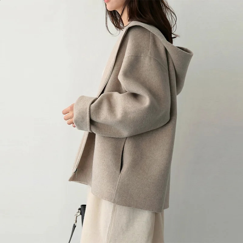 Hooded Woolen Coat Womens Short Spring Autumn Korean Edition Loose Solid Color Fashion Casual Full Match Wool Jacket 240918