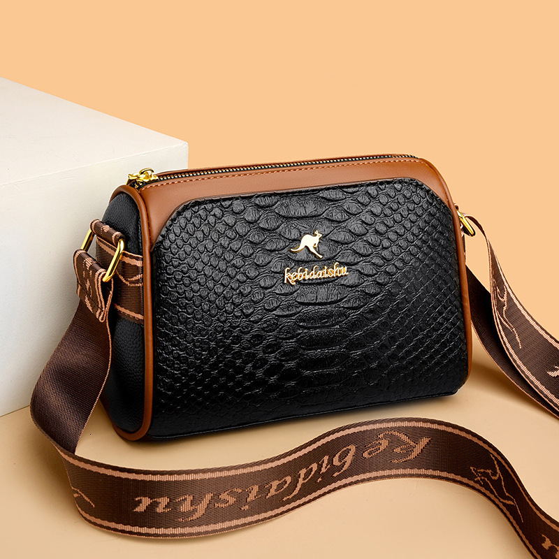 new model Women s fashion bag Small Autumn New Trendy and trend wrap Versatile Middle Aged Mom Soft Leather Texture One Shoulder Crossbody Bag