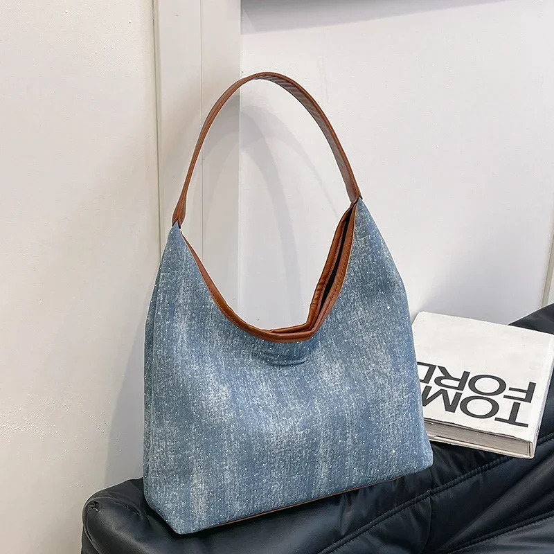new model Fashionable large capacity women s handbag wrap commuting multifunctional shoulder bag fashion bag trend denim armpit