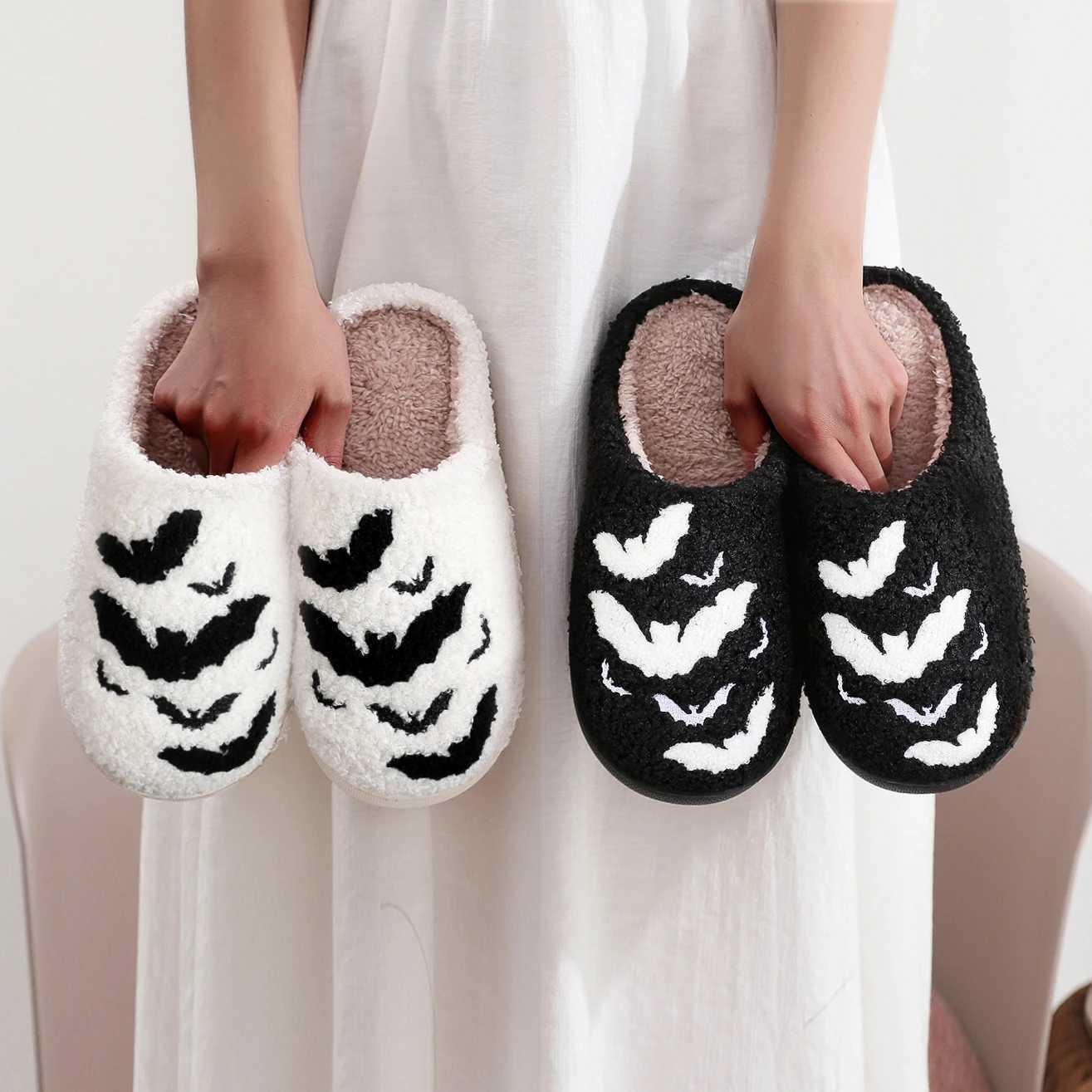 SHAJI Halloween Bat Embroidery Plush Cotton Slippers Unisex Autumn Winter Warm TPR Sole Nonslip Indoor Home Thick Sole Slippers T260922
