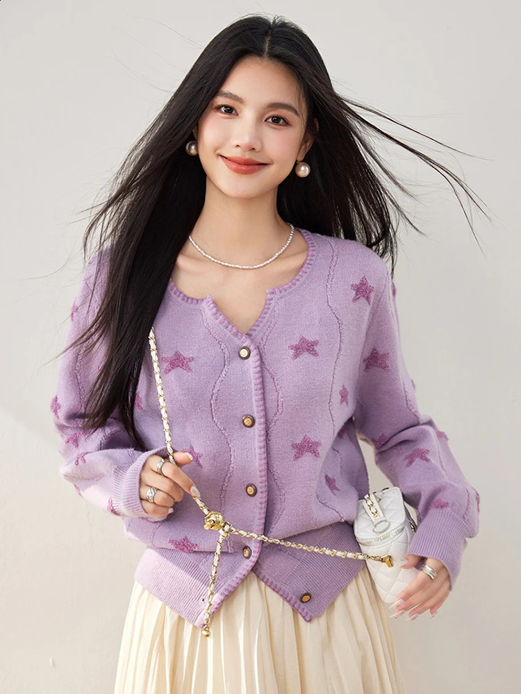 Pull à laine de cardigan en tricot à la mode et élégant pour les femmes Pull-en-pas en automne et en hiver Chélat en V V Veste courte 240919