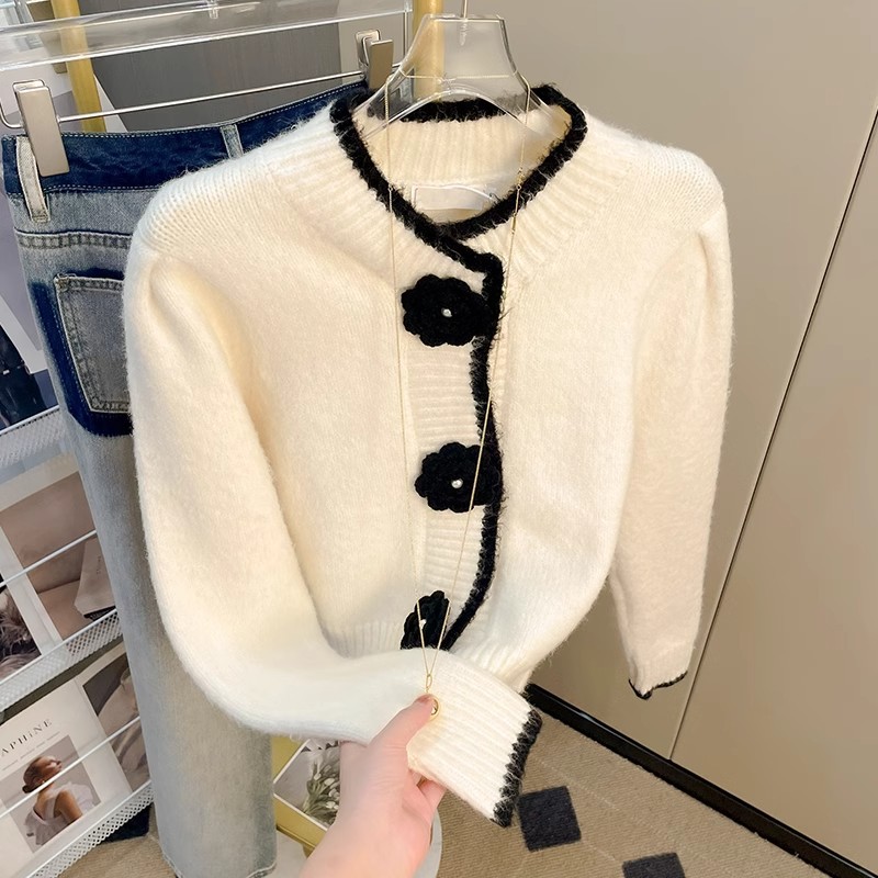 Pull d'élégant tricot pour femmes cardigan en trois dimensions cardigan topinage tople chute d'automne