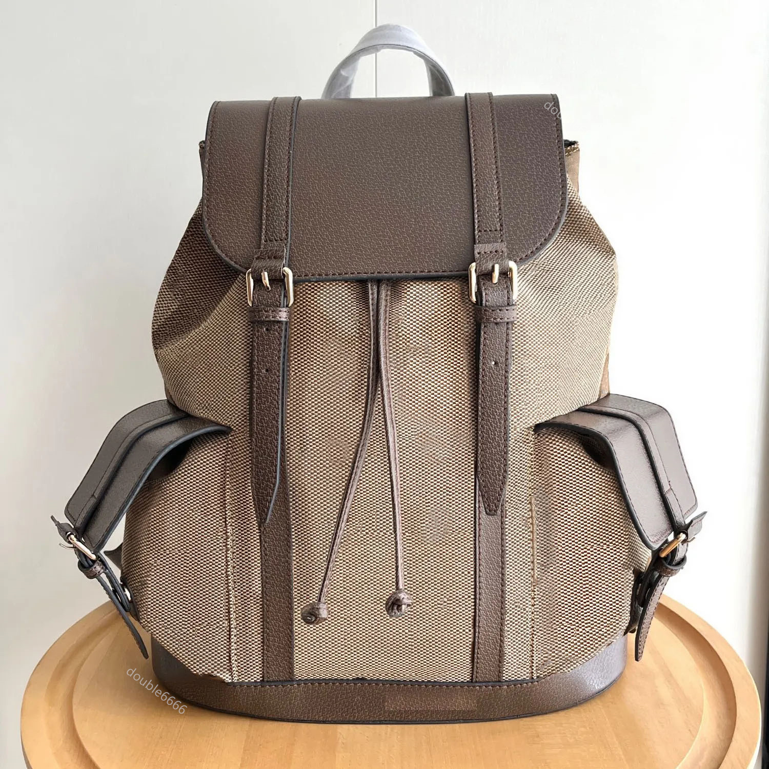 Sacs à vente chaude Sac à dos de haute qualité Femmes créatrices de mode Hommes Voyage Classic Imprimé Canvas Cuir Satchel Bagure de week-end Sac