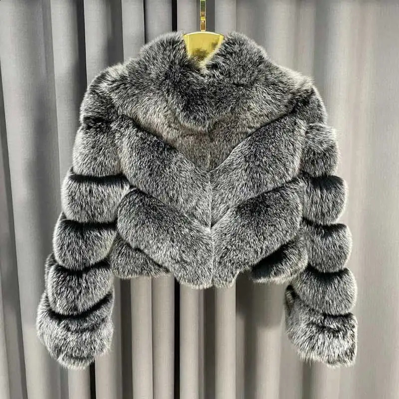 Hiver Womens Fashion Fashion épais manteau de fourrure chaude vendant un crop top pour femmes True Fox Fur Leather Veste 240921