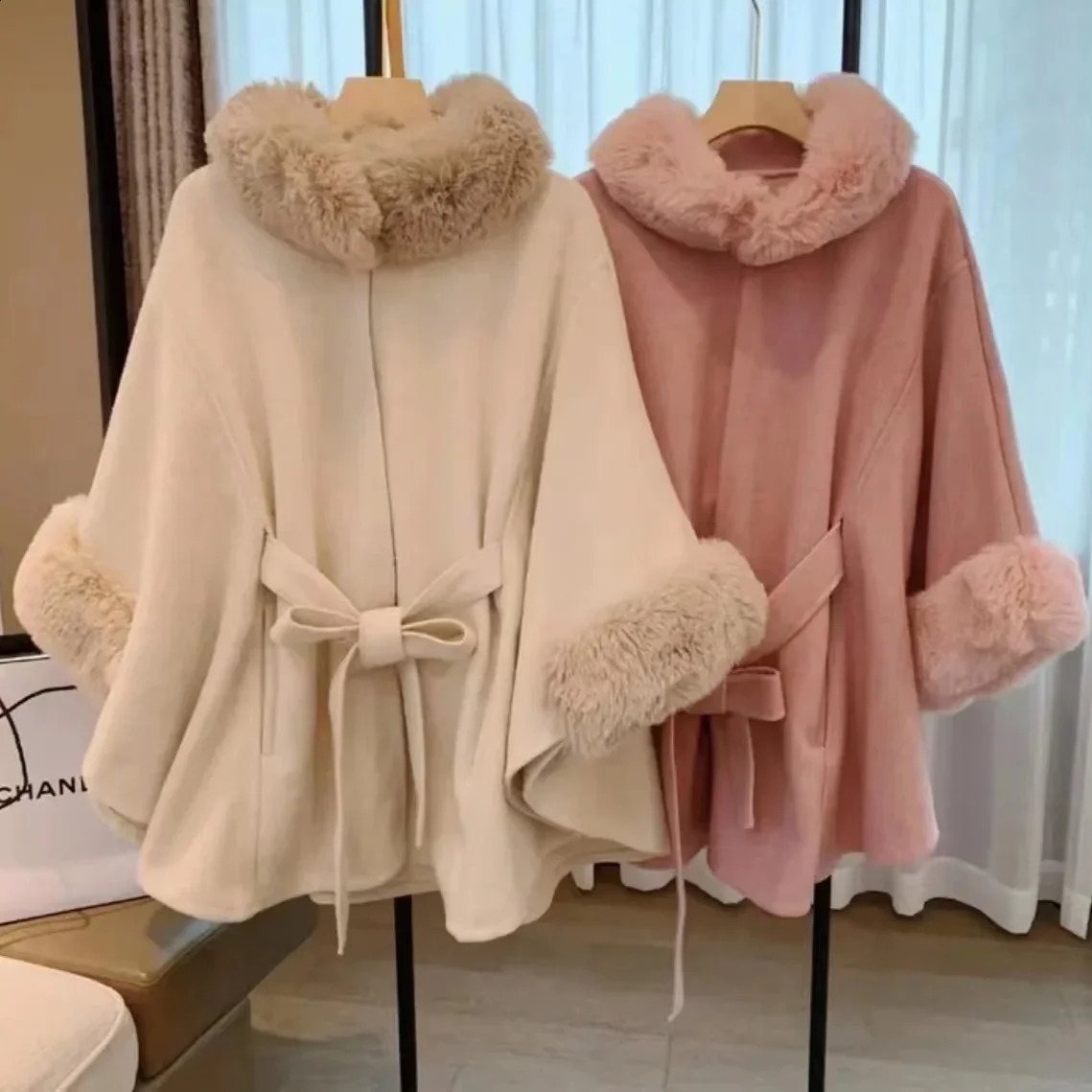 2024 Poncho Cloak Korean Style Women Autumn and Winter Keep Warm Cape Coats Loose Belt Party Vacation Street Ponchos T85 240921