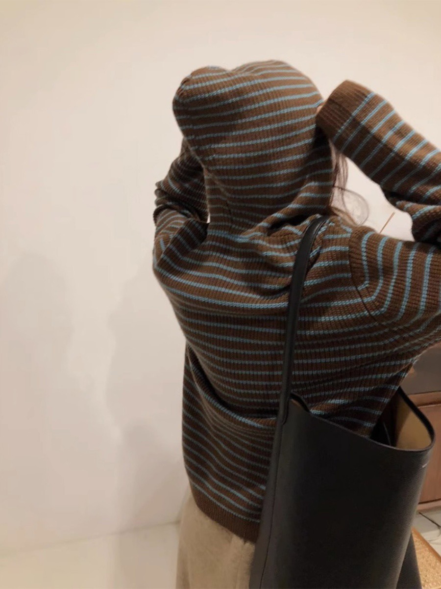 Tricots pour femmes Stripe Pull à capuche Cardigan Femmes Rétro Jacque Retro Veste High Street Tops tricotés de style coréen lâche